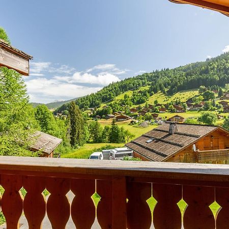 CHARMANT CHALET près des pistes ! La Clusaz Extérieur photo