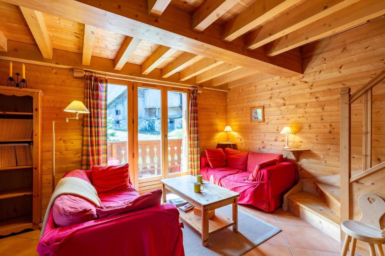 CHARMANT CHALET près des pistes ! La Clusaz Extérieur photo