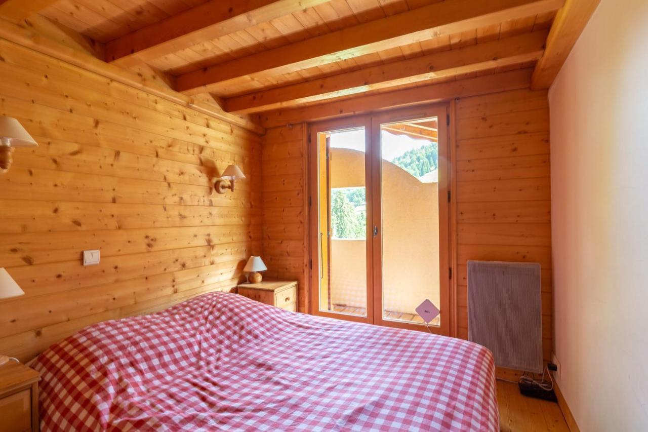 CHARMANT CHALET près des pistes ! La Clusaz Extérieur photo
